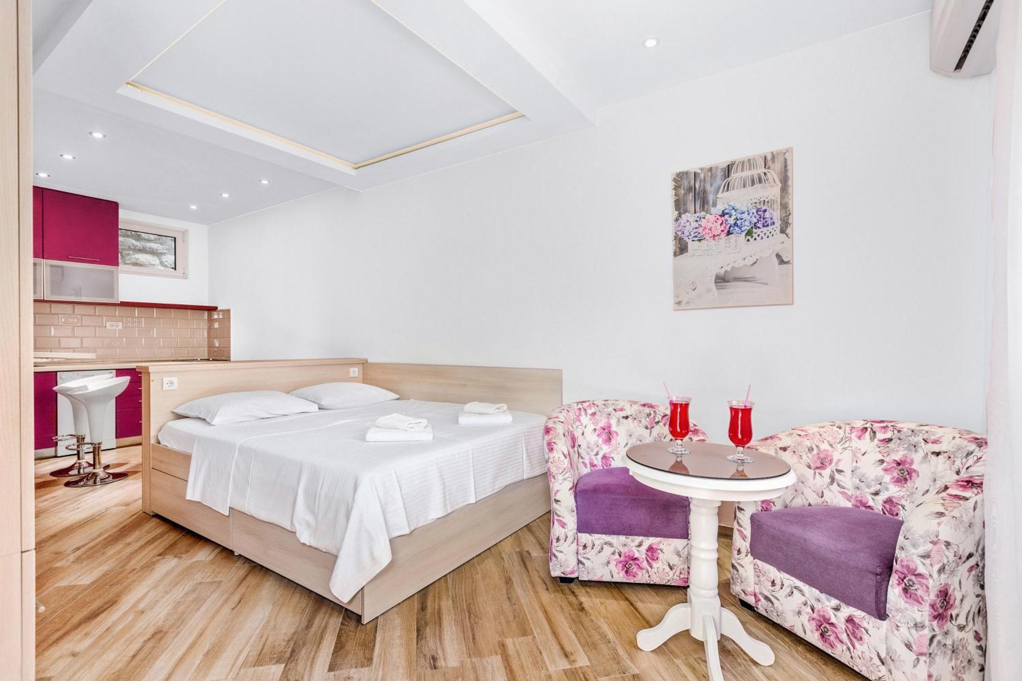 Apartments Doncic 코토르 객실 사진